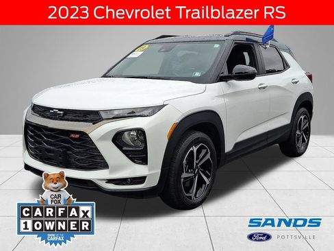 Used 2023 Chevrolet TrailBlazer RS AWD/4WD image 1
