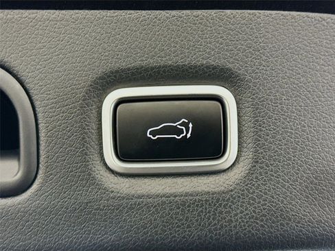 Used 2023 Kia Stinger GT2 w/ Option Group 015 image 21