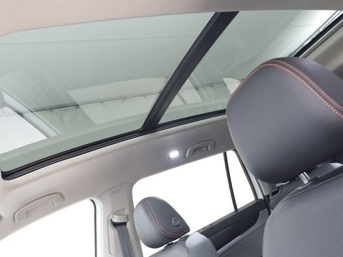 New 2026 Volkswagen Atlas Peak Edition image 14