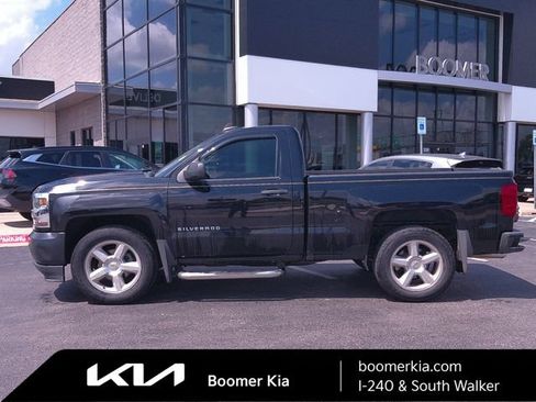 Used 2018 Chevrolet Silverado 1500 W/T w/ WT Convenience Package RWD image 2
