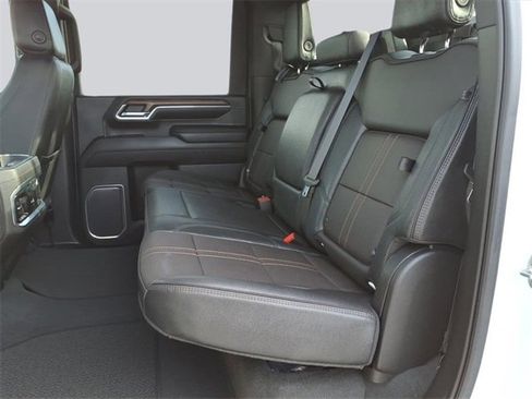 Used 2024 Chevrolet Silverado 2500 High Country w/ High Country Premium Package image 19