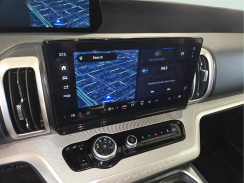 Used 2025 Ford Expedition Max Active image 23