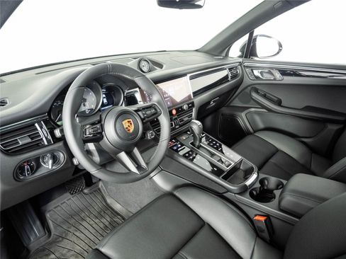 New 2026 Porsche Macan S AWD/4WD image 4