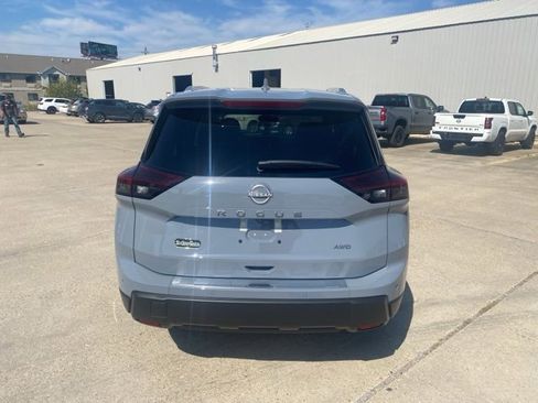 New 2026 Nissan Rogue SV w/ SV Premium Package image 5