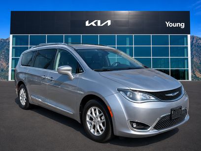 Used 2020 Chrysler Pacifica Touring-L