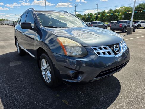 Used 2015 Nissan Rogue S w/ Convenience Package AWD/4WD image 7