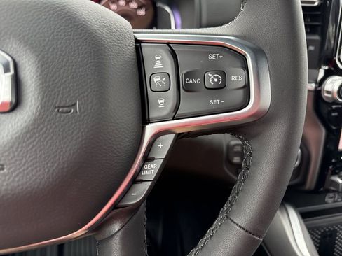 New 2026 RAM 1500 4x4 Crew Cab image 7