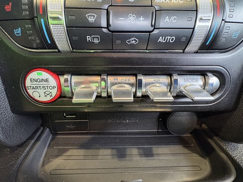 Used 2015 Ford Mustang GT Premium w/ Equipment Group 401A image 19