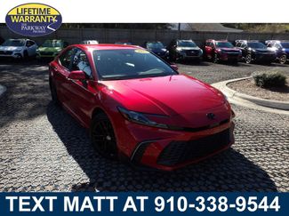 Used 2025 Toyota Camry SE video 1