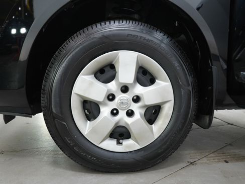 Used 2013 Nissan Rogue S AWD/4WD image 27