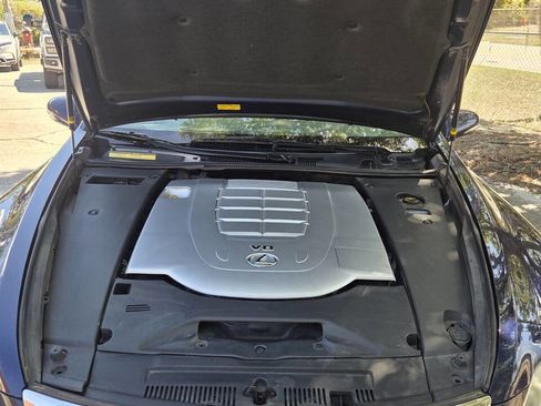 Used 2011 Lexus LS 460 AWD w/ Comfort Pkg image 19