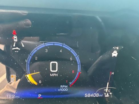 Used 2025 Chevrolet Trax ACTIV w/ Sunroof Package FWD image 2
