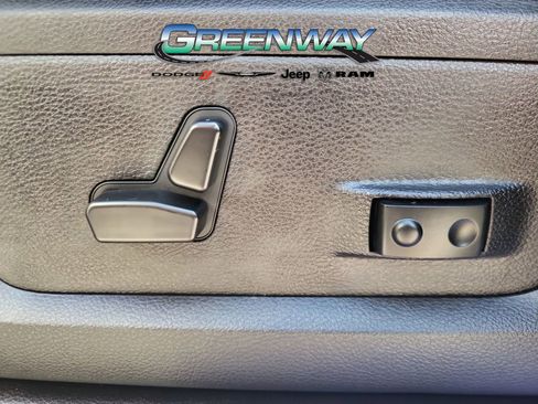 Used 2025 RAM 2500 Laramie image 18