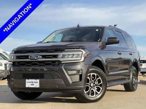 Certified 2024 Ford Expedition XLT image 2