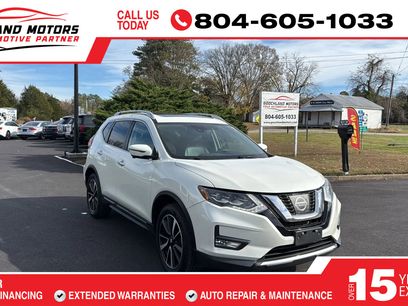 Used 2017 Nissan Rogue SL w/ SL Premium Package