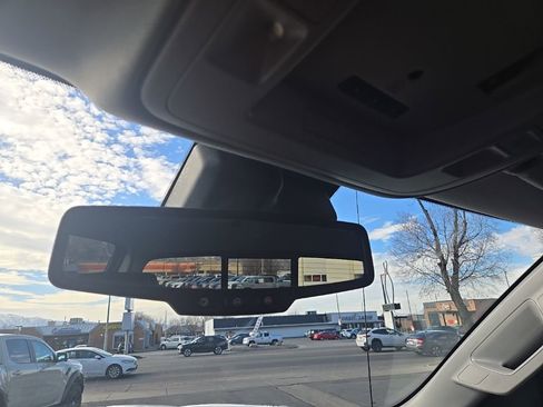 Used 2018 Chevrolet Silverado 2500 High Country w/ Duramax Plus Package image 22