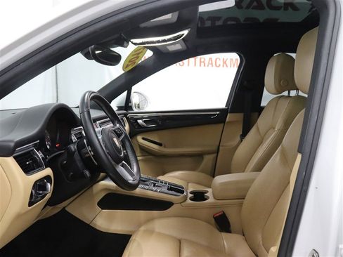 Used 2017 Porsche Macan S AWD/4WD image 13