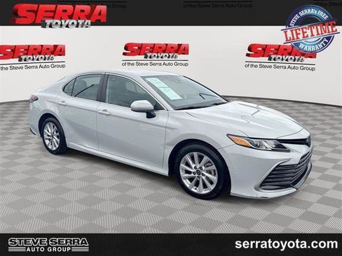 Certified 2024 Toyota Camry LE image 1