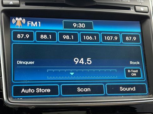 Used 2013 Hyundai Elantra GT w/ Tech Pkg FWD image 24