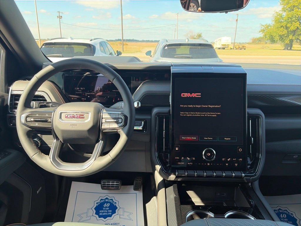 New 2026 GMC Yukon AT4 w/ AT4 Premium Package AWD/4WD image 14