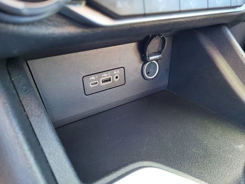 Used 2022 Nissan Sentra SV image 16