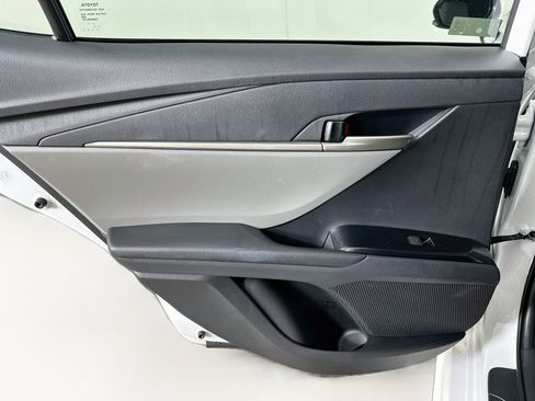 Used 2026 Toyota Camry SE FWD image 25