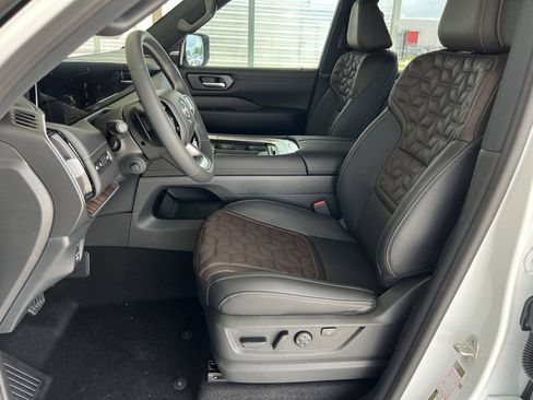 New 2026 Nissan Armada Platinum Reserve AWD/4WD image 13
