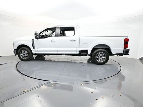 New 2026 Ford F250 Lariat RWD image 4
