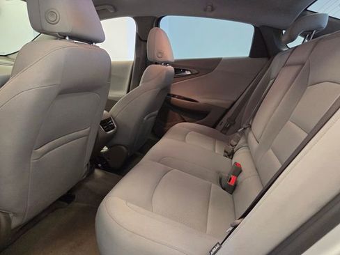 Used 2016 Chevrolet Malibu LT FWD image 12