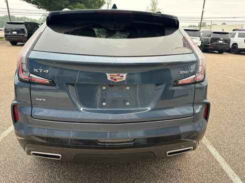 Used 2024 Cadillac XT4 Sport w/ Cold Weather Package AWD/4WD image 4