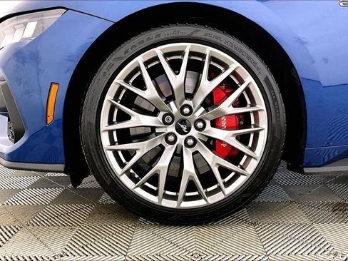 Used 2024 Ford Mustang GT Premium image 8