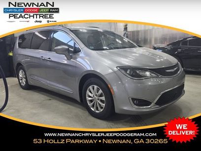 Used 2018 Chrysler Pacifica Touring-L Plus w/ Advanced Safetytec Group