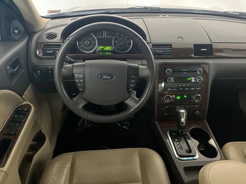Used 2009 Ford Taurus SEL FWD image 30
