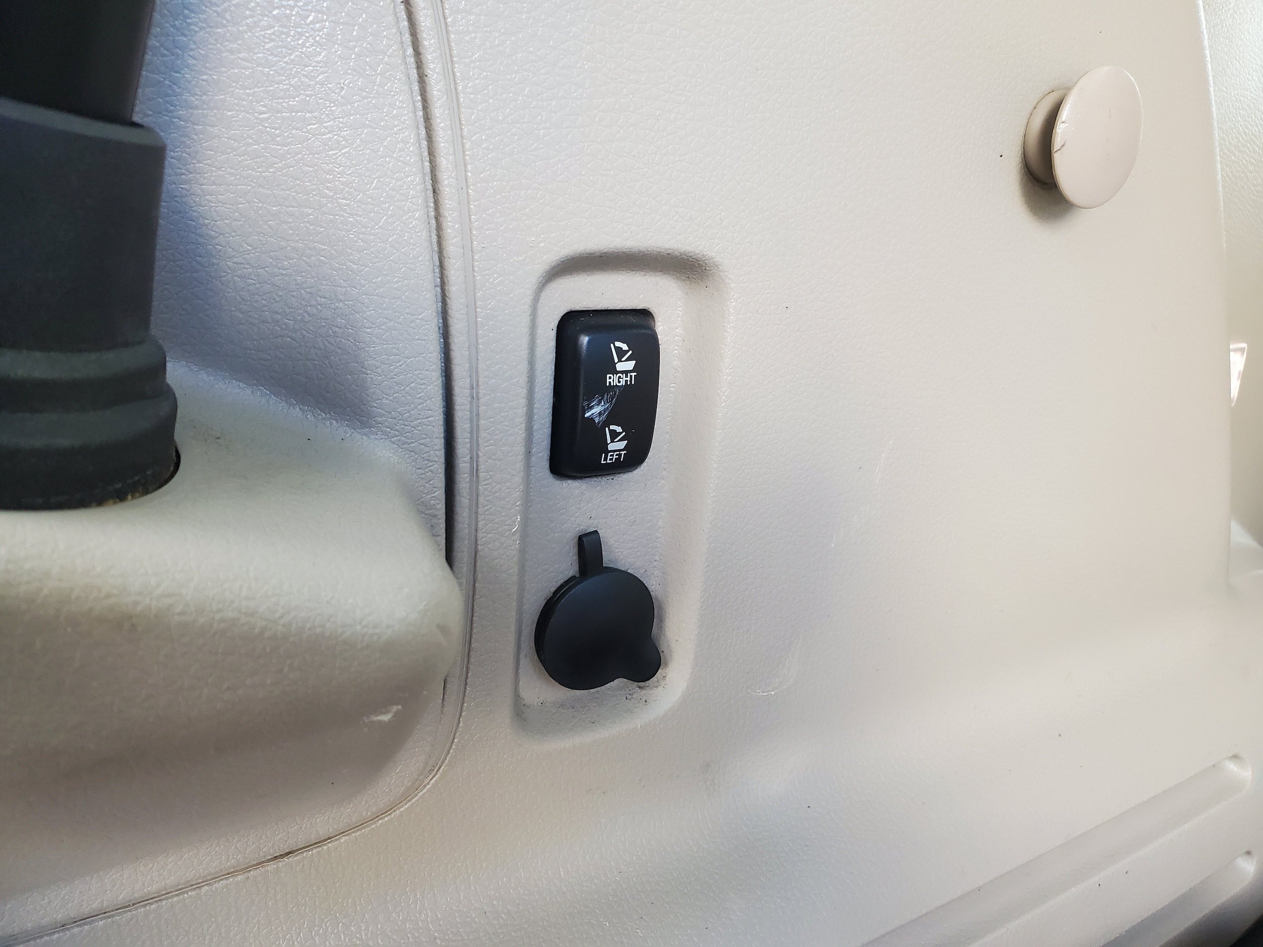 Used 2012 Lincoln MKX AWD image 34