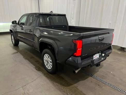 Certified 2024 Toyota Tacoma SR5 AWD/4WD image 6