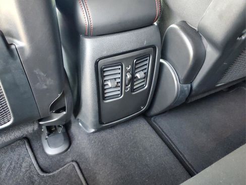 Certified 2025 Dodge Durango GT w/ Blacktop Package image 12