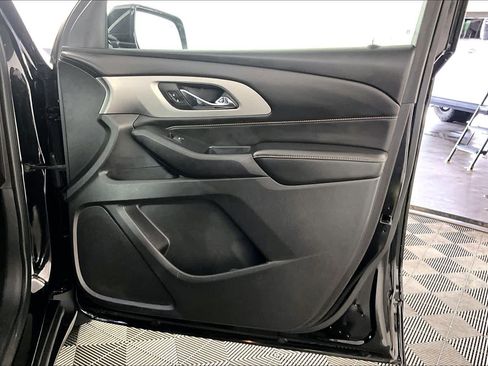 Used 2018 Chevrolet Traverse LT FWD image 22