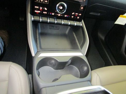 New 2026 GMC Terrain Elevation w/ Elevation Premium Package image 37