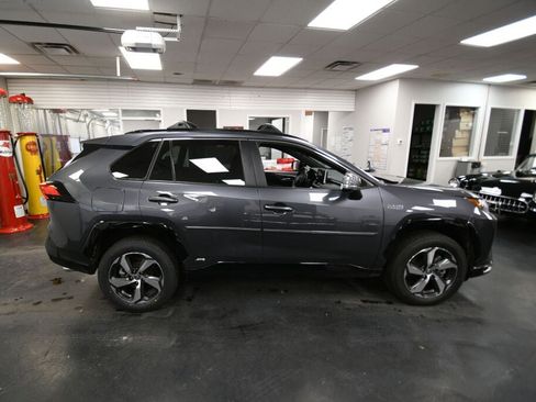 Certified 2023 Toyota RAV4 SE image 8