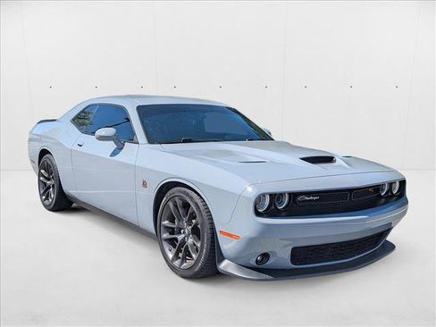 Used 2022 Dodge Challenger R/T Scat Pack w/ Plus Package image 3