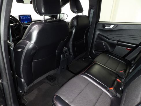 Used 2025 Ford Escape ST-Line image 12