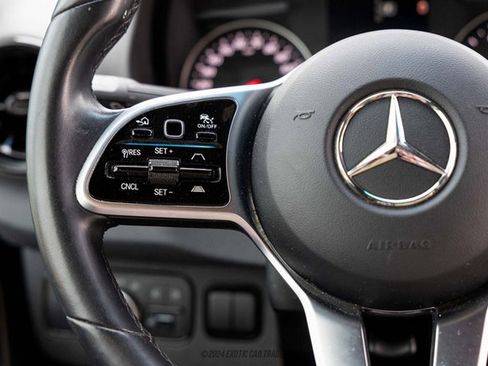 Used 2021 Mercedes-Benz Sprinter 2500 image 27