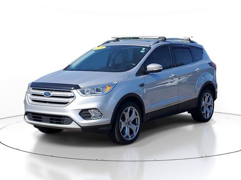 Used 2019 Ford Escape Titanium FWD image 2