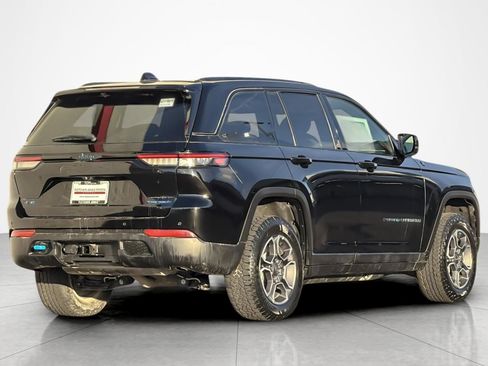 Used 2023 Jeep Grand Cherokee Trailhawk image 5