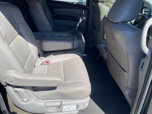 Used 2014 Honda Odyssey EX-L image 28