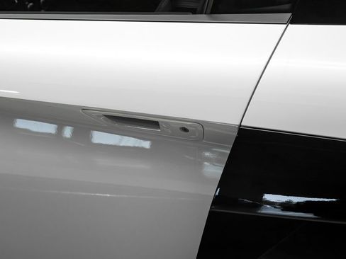 Used 2021 Audi R8 V10 RWD image 35