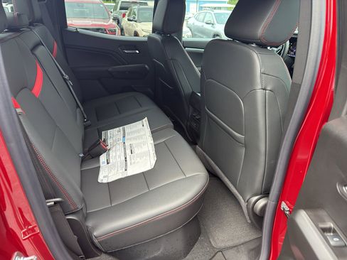 New 2026 Chevrolet Colorado Z71 w/ Technology Package AWD/4WD image 32