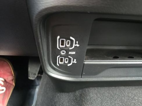 Certified 2025 RAM 2500 Big Horn AWD/4WD image 26