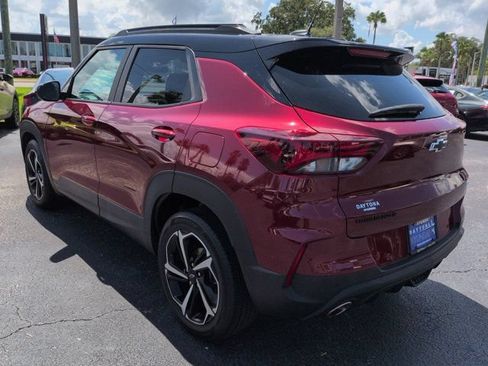 Used 2022 Chevrolet TrailBlazer RS w/ Technology Package FWD image 6