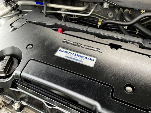 Used 2017 Honda Accord LX image 32